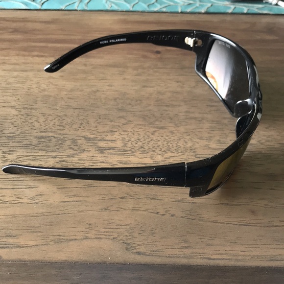 Be One Polarized Sunglasses - Picture 3 of 8